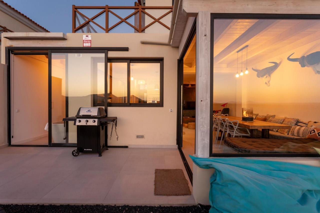 Villa Calderon Hondo. Top Design , Views And Pool Lajares-Corralejo Exteriör bild